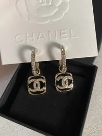 Chanel hollow rhinestone square earrings-3951  