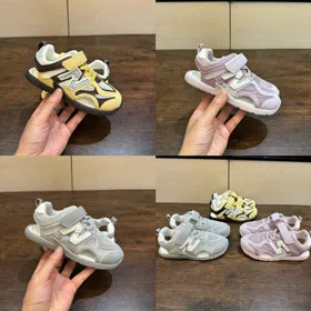 MIUMIU co-branded river tracing mesh breathable sandals for children-4181  