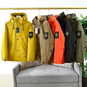 Stone Island's latest functional high-street hooded down jacket-4755  